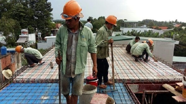 Không sử dụng những phương pháp cải tạo mái nhà an toàn