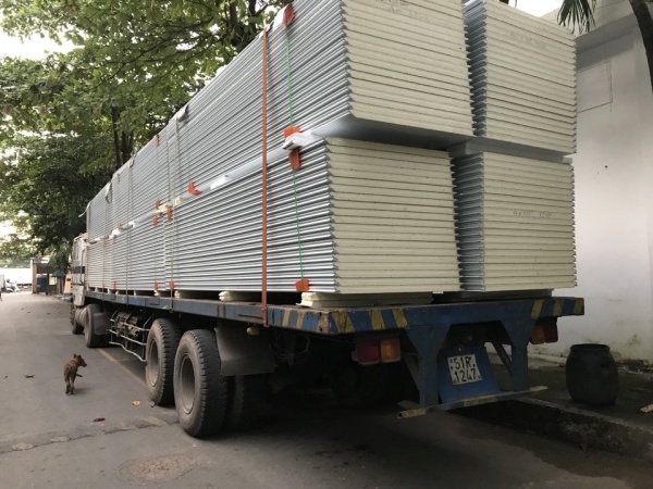 Cách vận chuyển tôn PU cách nhiệt đúng chuẩn