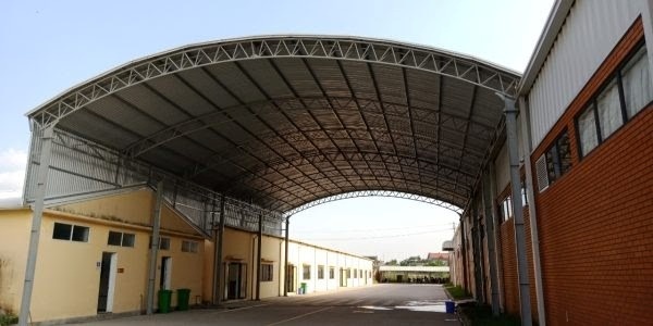 Nhược điểm của mái tôn vòm nhà xe