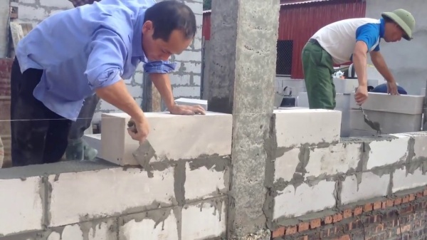 Thi công gạch bê tông nhẹ AAC